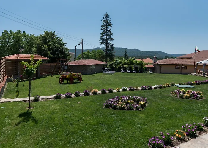 Луксозна вила стара голица *