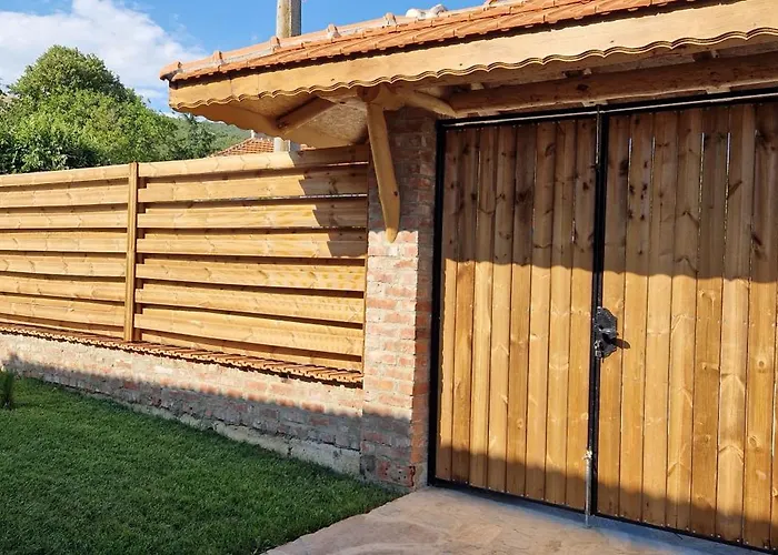 Луксозна вила стара голица